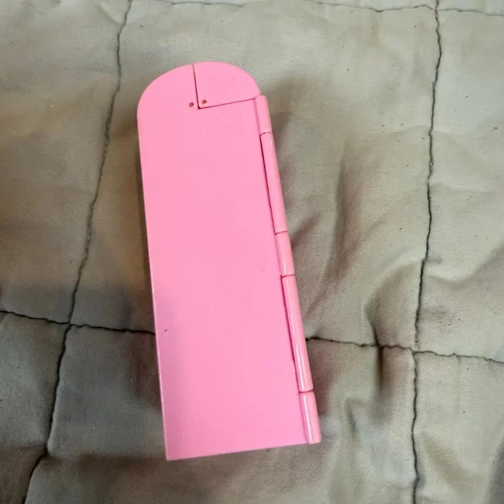 Vintage Fashion Polly Pocket Shani School Cool Pink Yellow Locker Mattel 1999